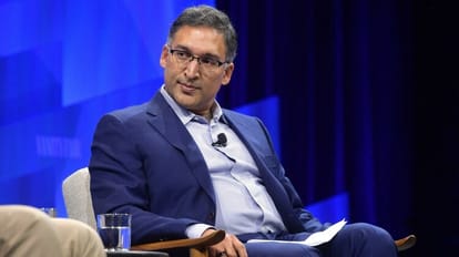 Neal Katyal: अमेरिकी सर्वोच्च अदालत में 6-3 से जीता एतिहासिक फैसला, ओबामा ने ट्वीट कर जताई खुशी Historic decision of America Won by Neal Katyal by 6-3 on US Supreme court Barack Obama Expressed Happiness