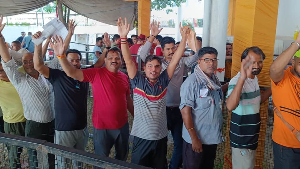 Amarnath Yatra 2023: Queues of devotees started decorating so far 3 lakhs have registered