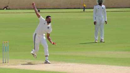 आवेश खान