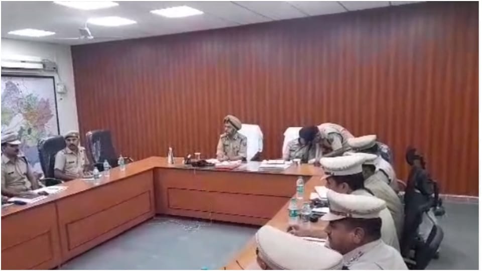Bharatpur division IG Rupinder Singh came on Karauli tour before Eid meeting with officers