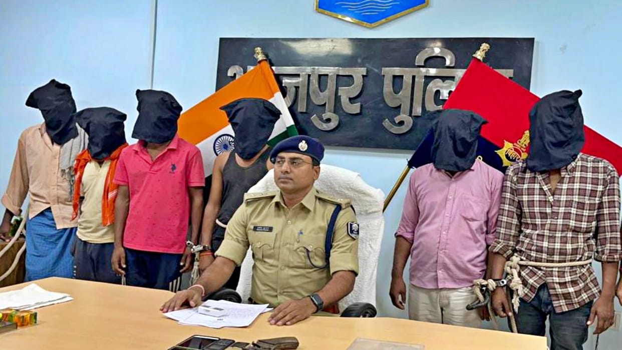 Bhojpur Crime Bakery businessman was murdered due to love affair six accused arrested