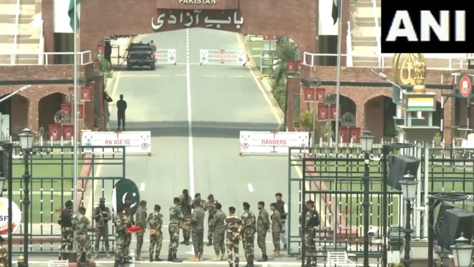 Tourist come to see retreat at attari border died of heart attack