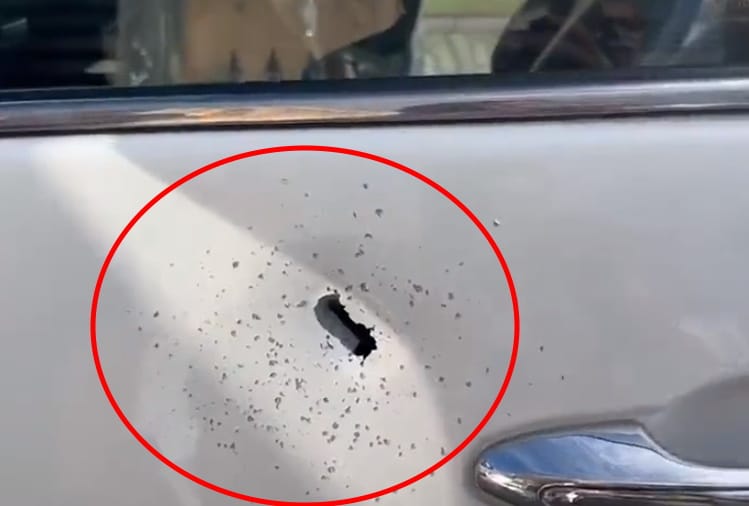 Chandrashekhar Azad Latest News: attackers get out of the car and started firing on Chandrashekhar, see pics