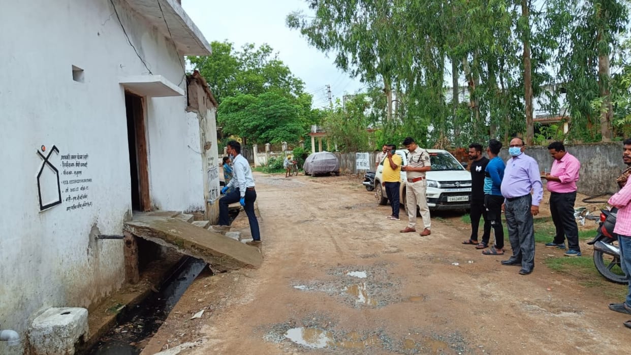 70 year old woman Dead body found in house in front of sp office in kanker