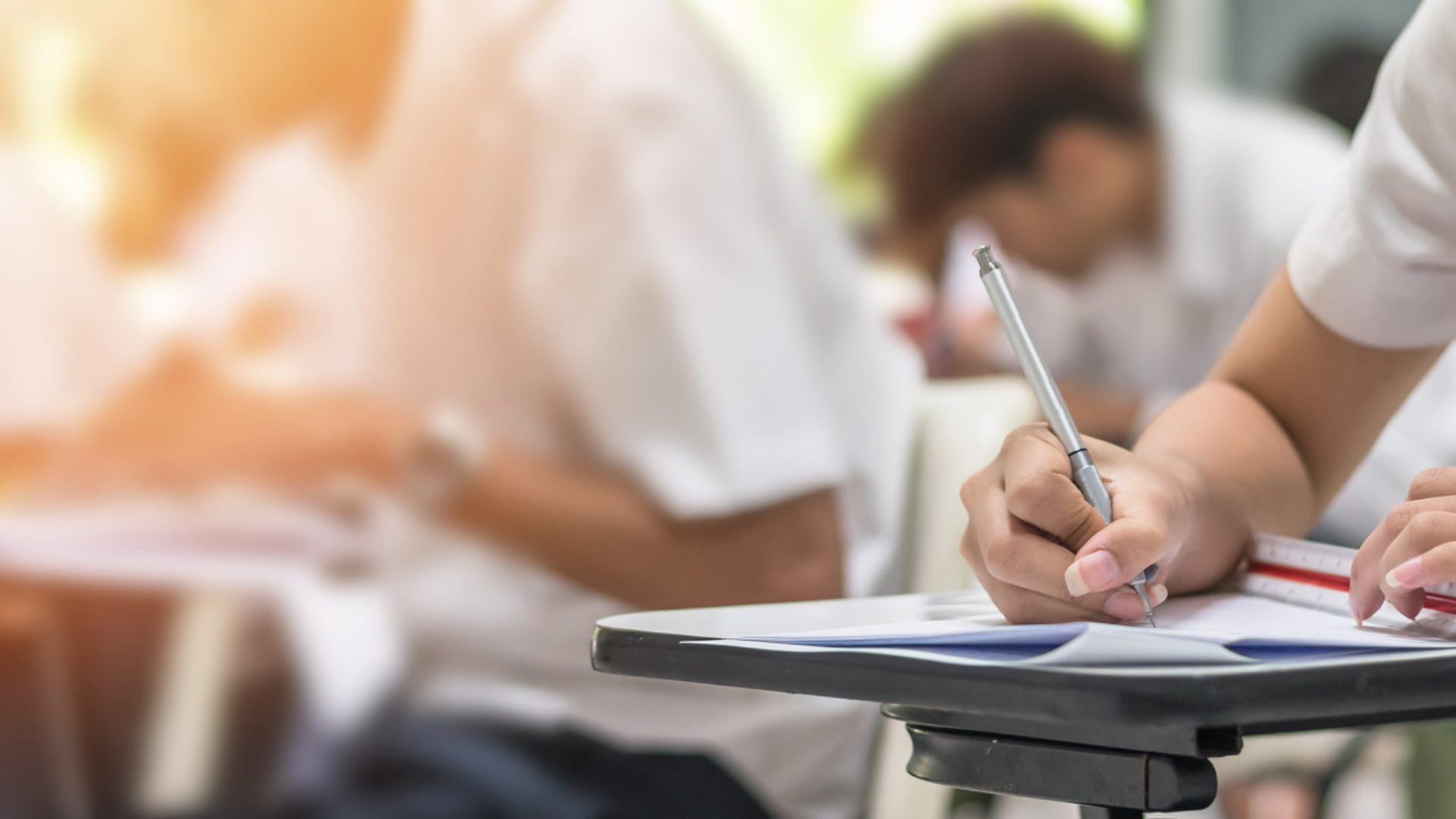 Ajab-Gajab: Chinese millionaire fails 27th attempt at passing university entrance exams