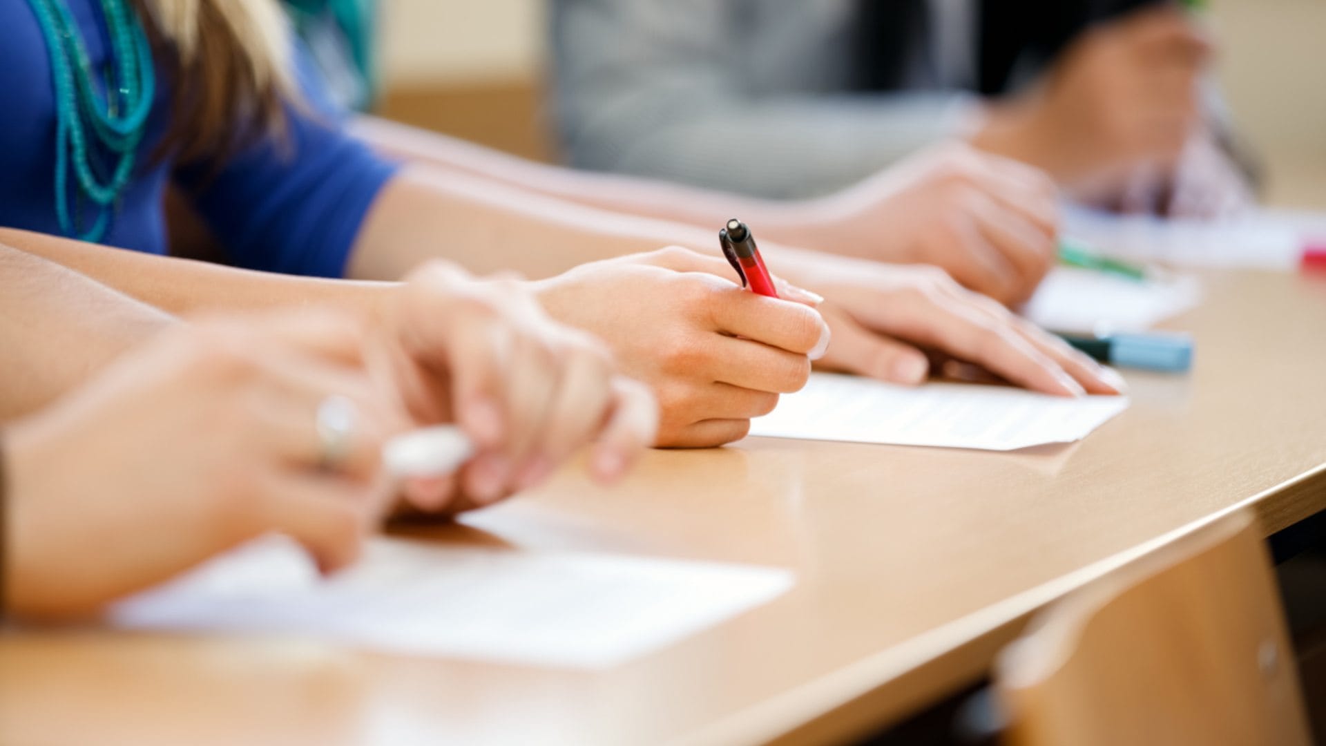 Ajab-Gajab: Chinese millionaire fails 27th attempt at passing university entrance exams