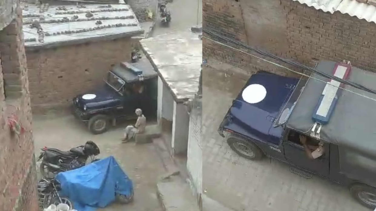Fighting between two sides of same community for offering Namaz in Maharajganj