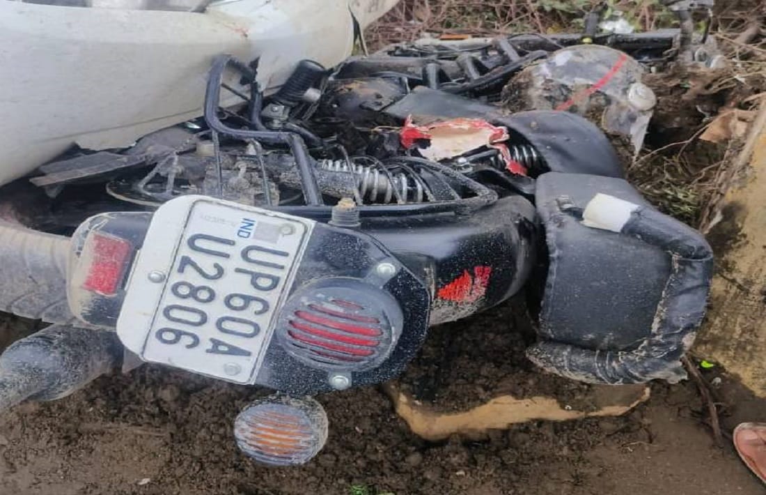 BHU student died and Jammu and Kashmir girl injured in bike accident in mirzapur