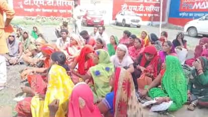 Guna: Women besiege nagar palika president for PM residence