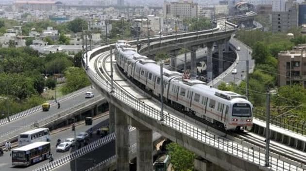 Metro train coaches will come by July, dignitaries of the city will also be able to travel on the metro in the