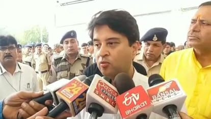 केंद्रीय मंत्री ज्योतिरादित्य सिंधिया