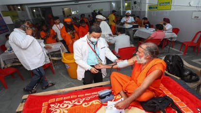 Amarnath Yatra 2023: Har Har Mahadev echoes as soon as the first batch reaches the valley