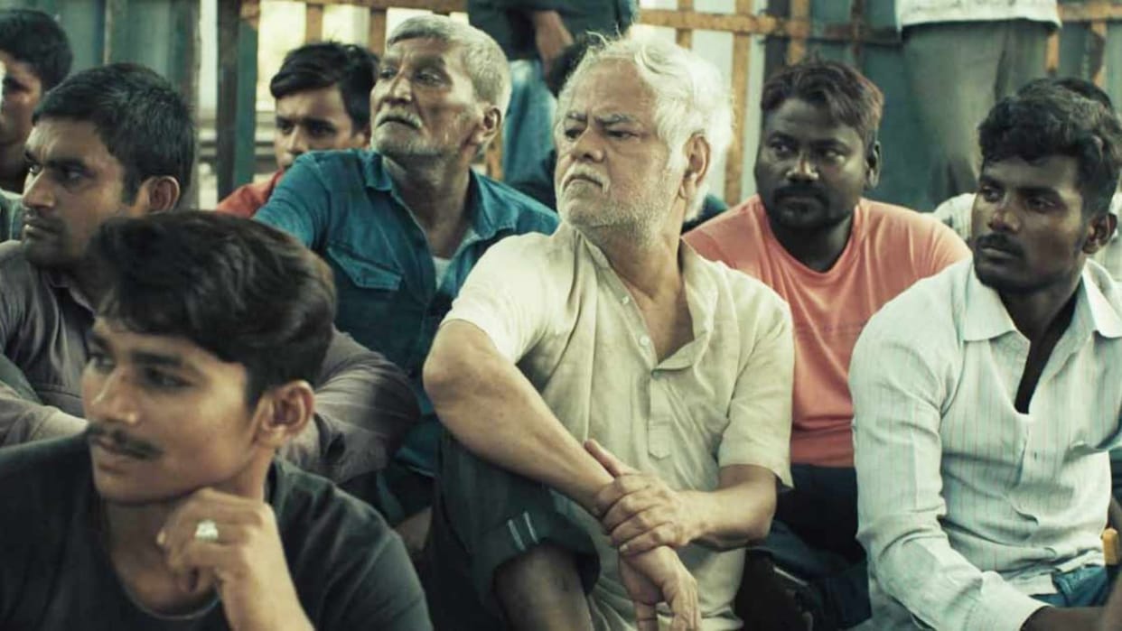 sanjay mishra short film giddh wins asia international 2023 movie qualifies for oscars