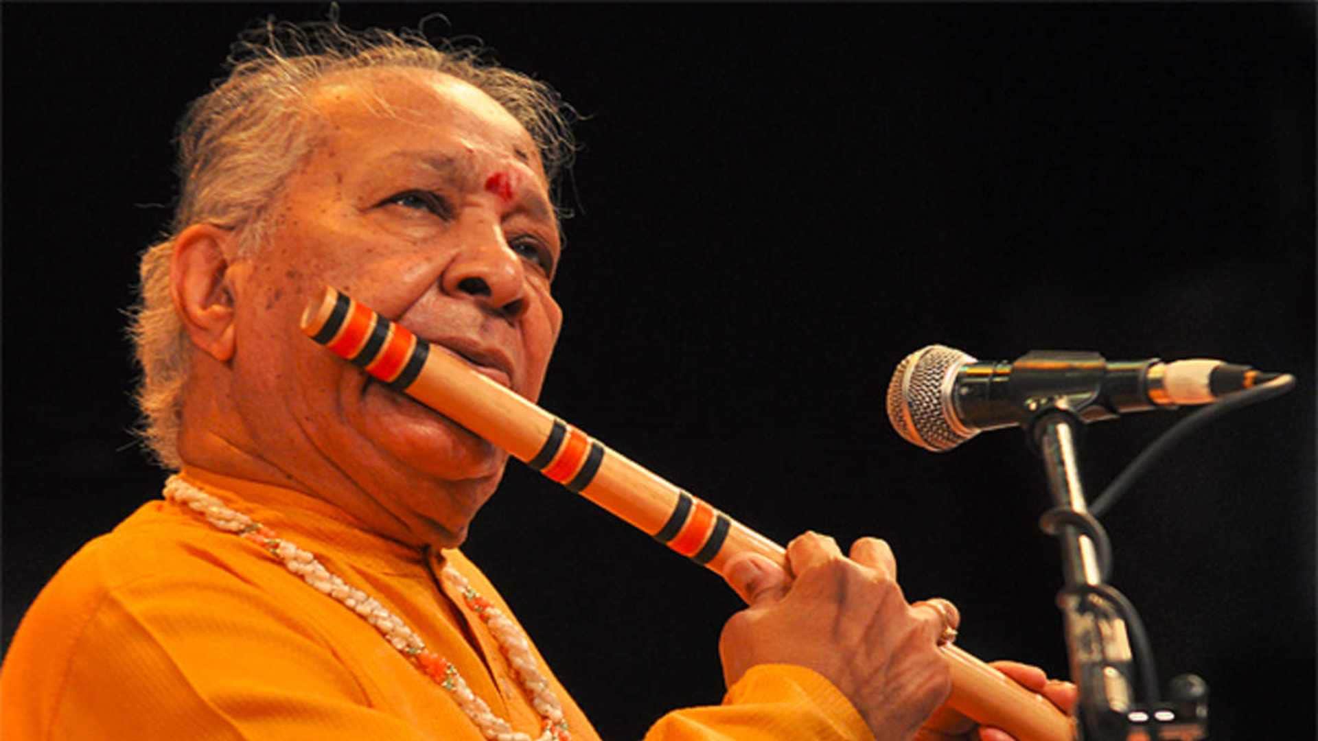 Hariprasad Chaurasia Birthday know flute player career struggle and lesser known facts