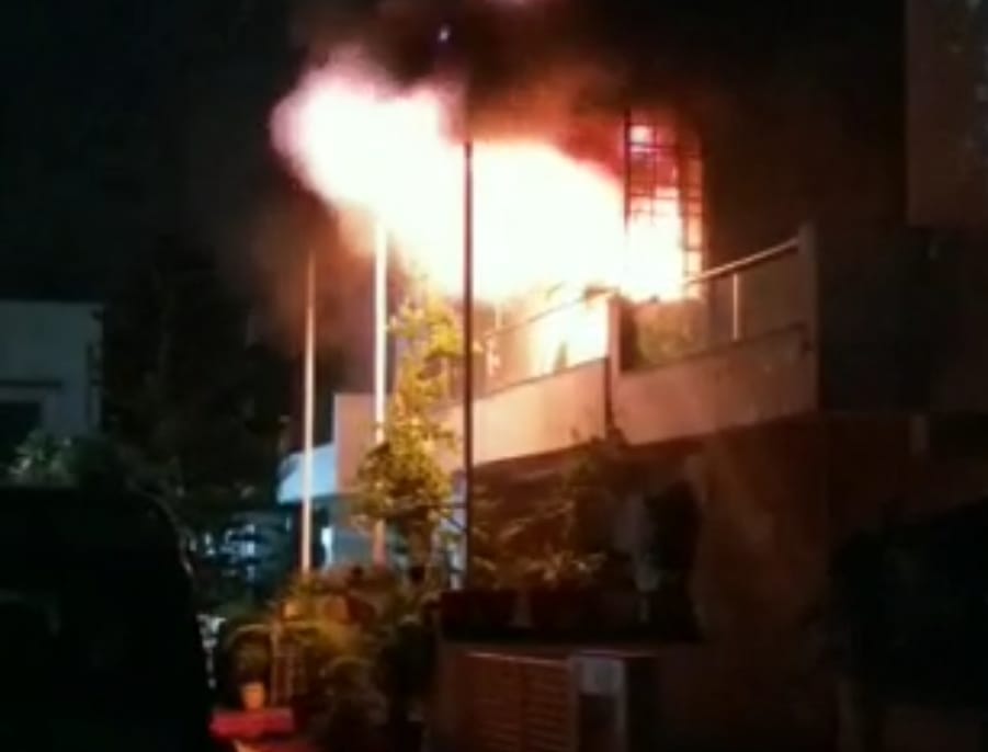 Bhopal News: Agriculture department engineer died of burns while fighting a house fire