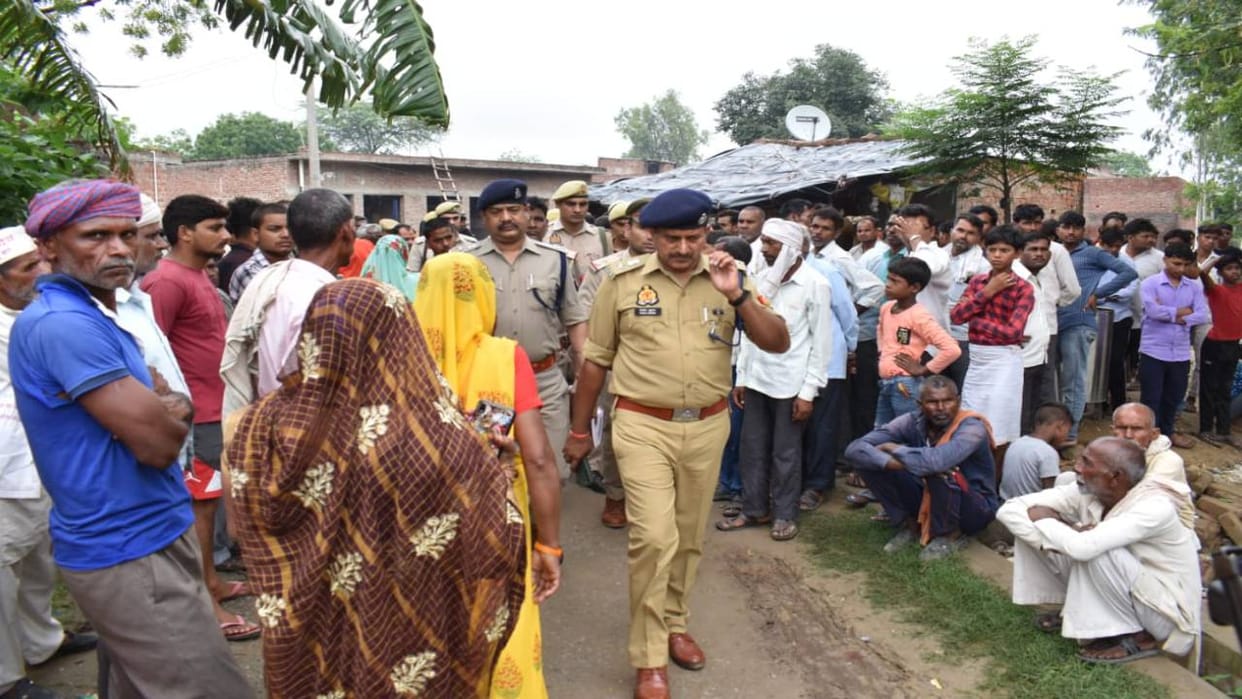 miscreants killed shopkeeper by walking with bricks and stones In Mainpuri