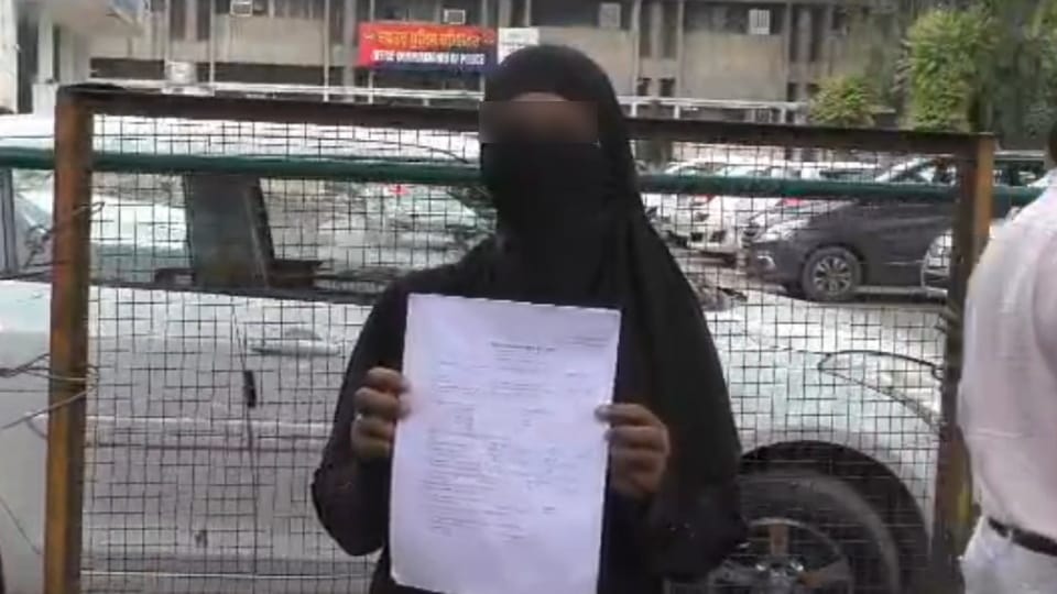 Misdeed victim from Ludhiana tried to set herself on fire in front of police commissioner office