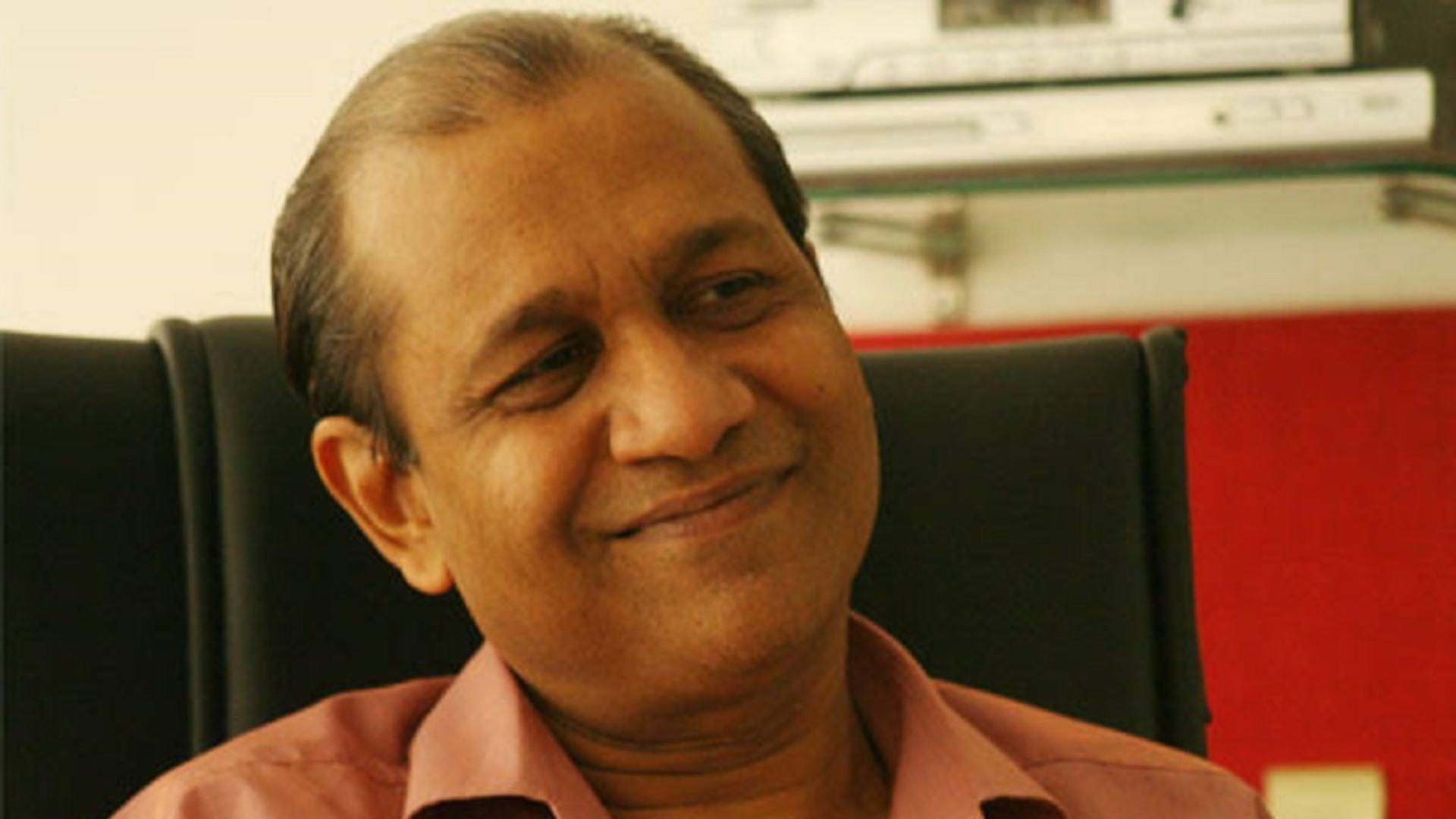Siddhartha Basu Interview he starts quizzer of the year show and talk on dus ka dum hosted by salman khan