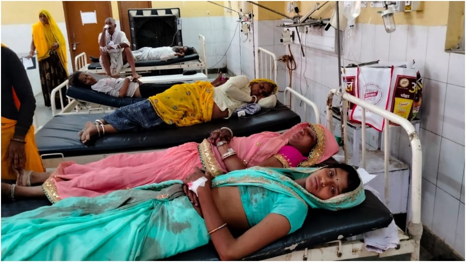 Trolley collided with jugaad vehicle in Dausa two women died and 20 injured