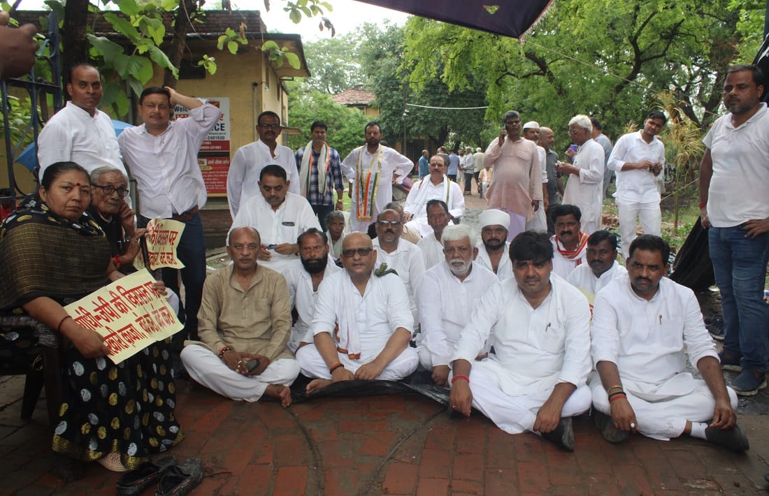Sarva Seva Sangh varanasi will not demolished now High Court orders not to take action