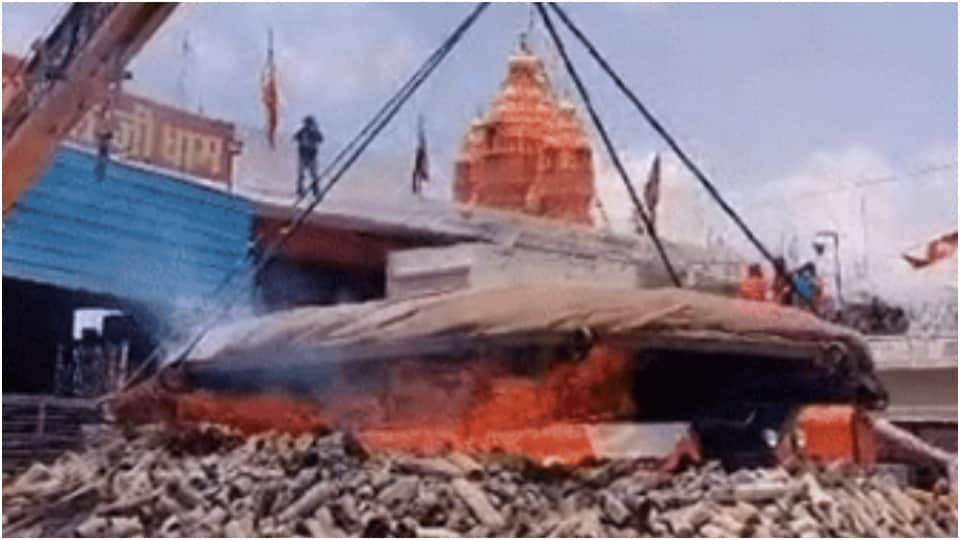 2700 kg Rot prepared in 22 hours in sikar Devipura Balaji Dham unique news