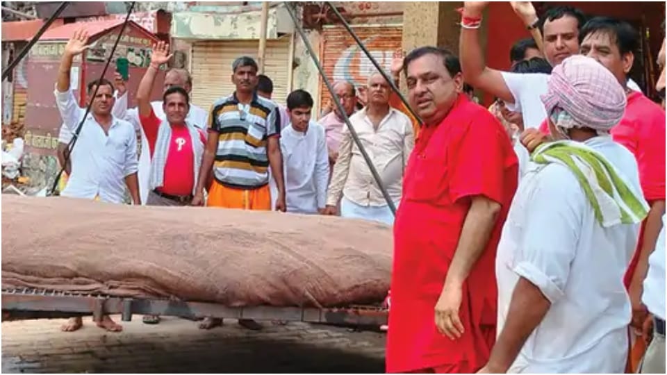 2700 kg Rot prepared in 22 hours in sikar Devipura Balaji Dham unique news
