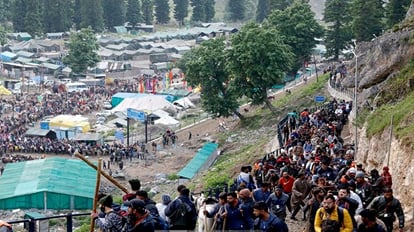 Amarnath Yatra 2023: अमरनाथ यात्रा के लिए नई ट्रैफिक एडवाइजरी, समय-सीमा में हुई कटौती amarnath yatra 2023: New traffic advisory issue for Amarnath Yatra