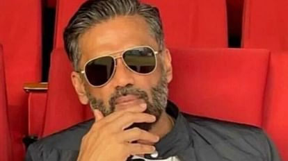 Suniel Shetty: ओटीटी प्लेटफॉर्म्स पर सेंसरशिप जरूरी या नहीं? सुनील शेट्टी ने कहा- 'यह तय करना मुश्किल कि... Suniel Shetty talked about censorship on OTT platforms claiming that its difficult to determine what to censor