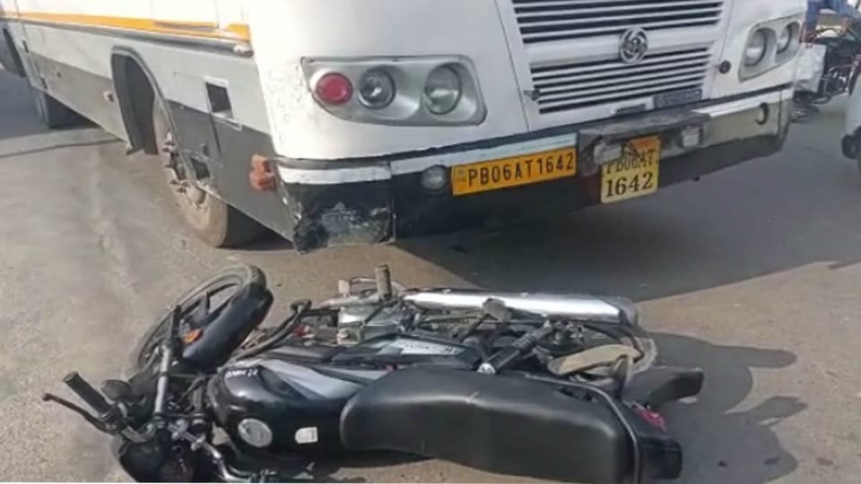 Punjab Roadways bus collided with motorcyclists in Kaithal, one killed