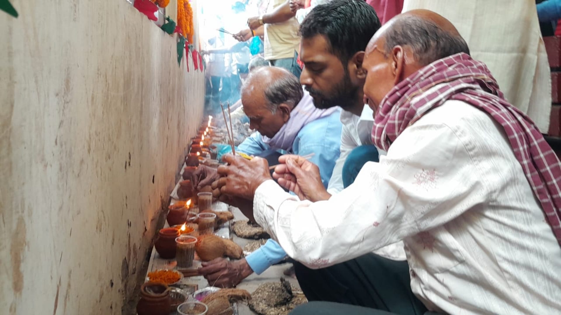 भिलाई गोलीकांड में मारे गए श्रमिकों को दी गई श्रद्धांजलि।