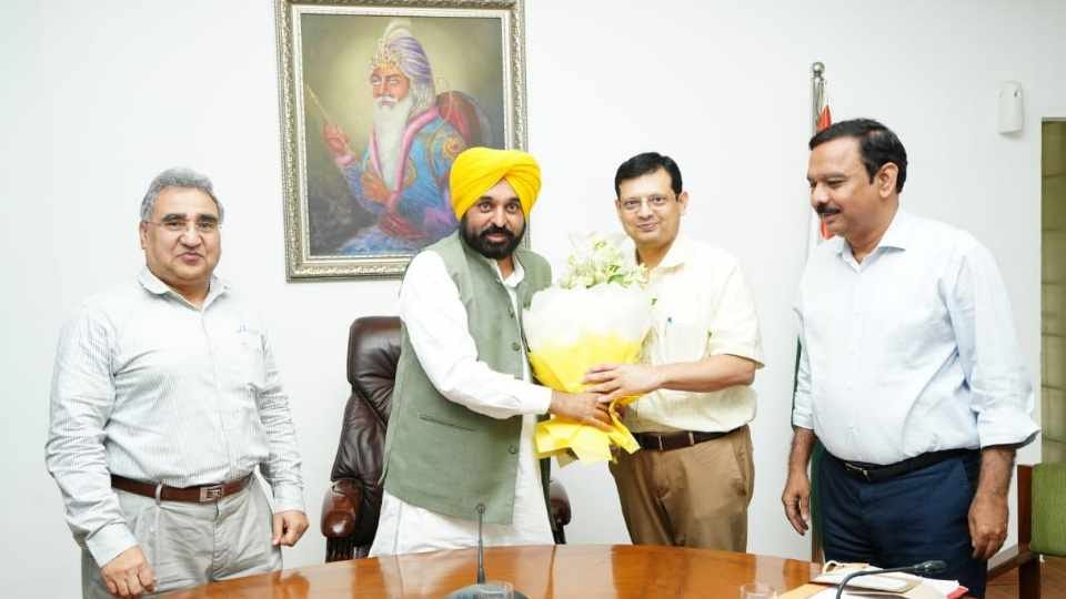 IAS Anurag Verma will take over as Chief Secretary of Punjab today