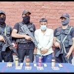 गिरफ्त में आरोपी...