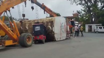 Ethanol tanker overturned on road in budaun