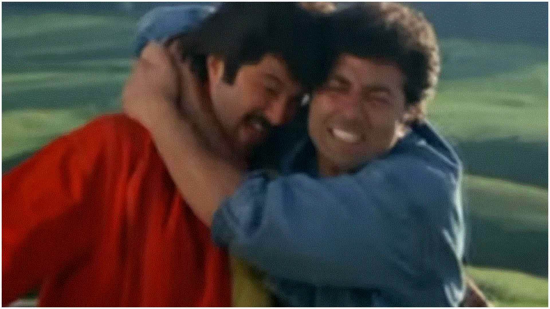 Monday Flashback: When Sunny Deol Gripped Anil Kapoor During The Shooting of The Film Ram Avatar Know Details