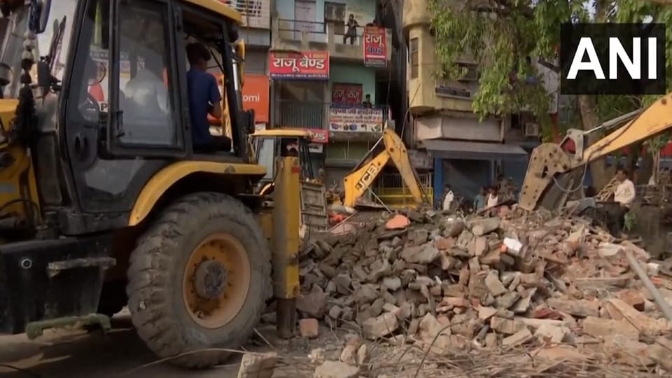 Bulldozer on illegal encroachment in Bhajanpura