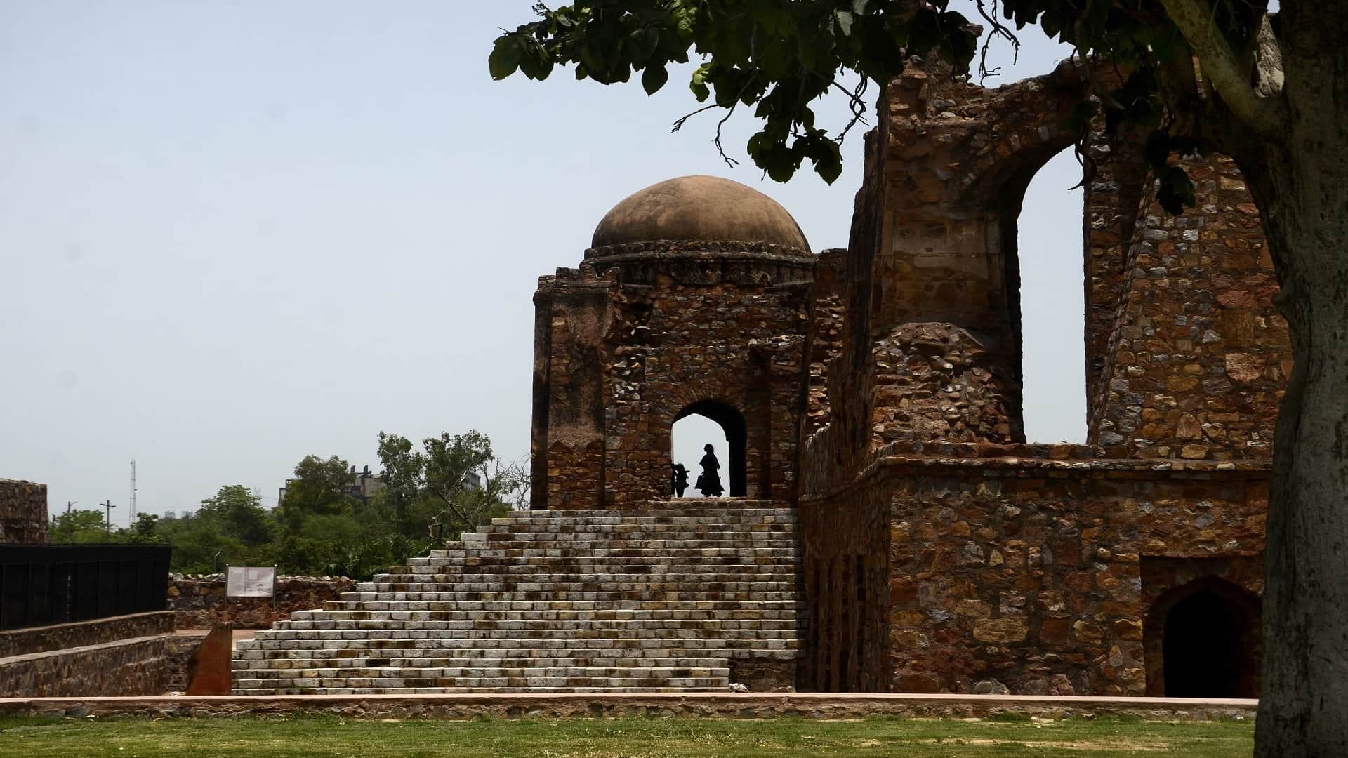 Ferozeshah Kotla Memorial is the best place to visit for tourists