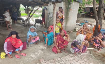 Papa What is my fault heartless father beaten son  and threw him in canal in jaunpur