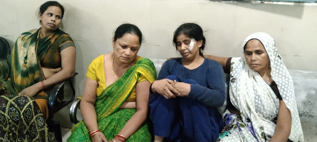 The heartless father cut his son with a machete, attacked his wife, daughter and sister, then committed suicid