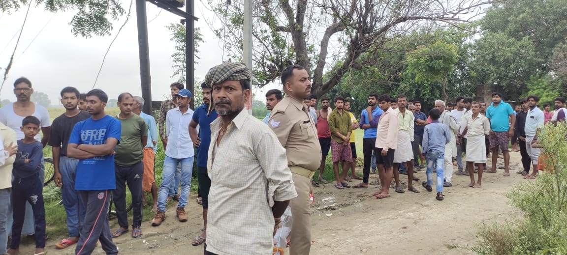 The heartless father cut his son with a machete, attacked his wife, daughter and sister, then committed suicid