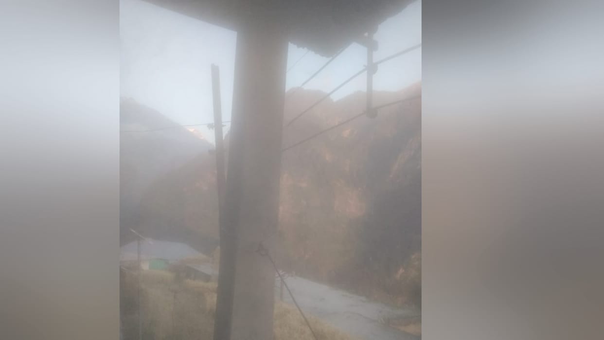 himachal electricity board removed three phase line from house lanter