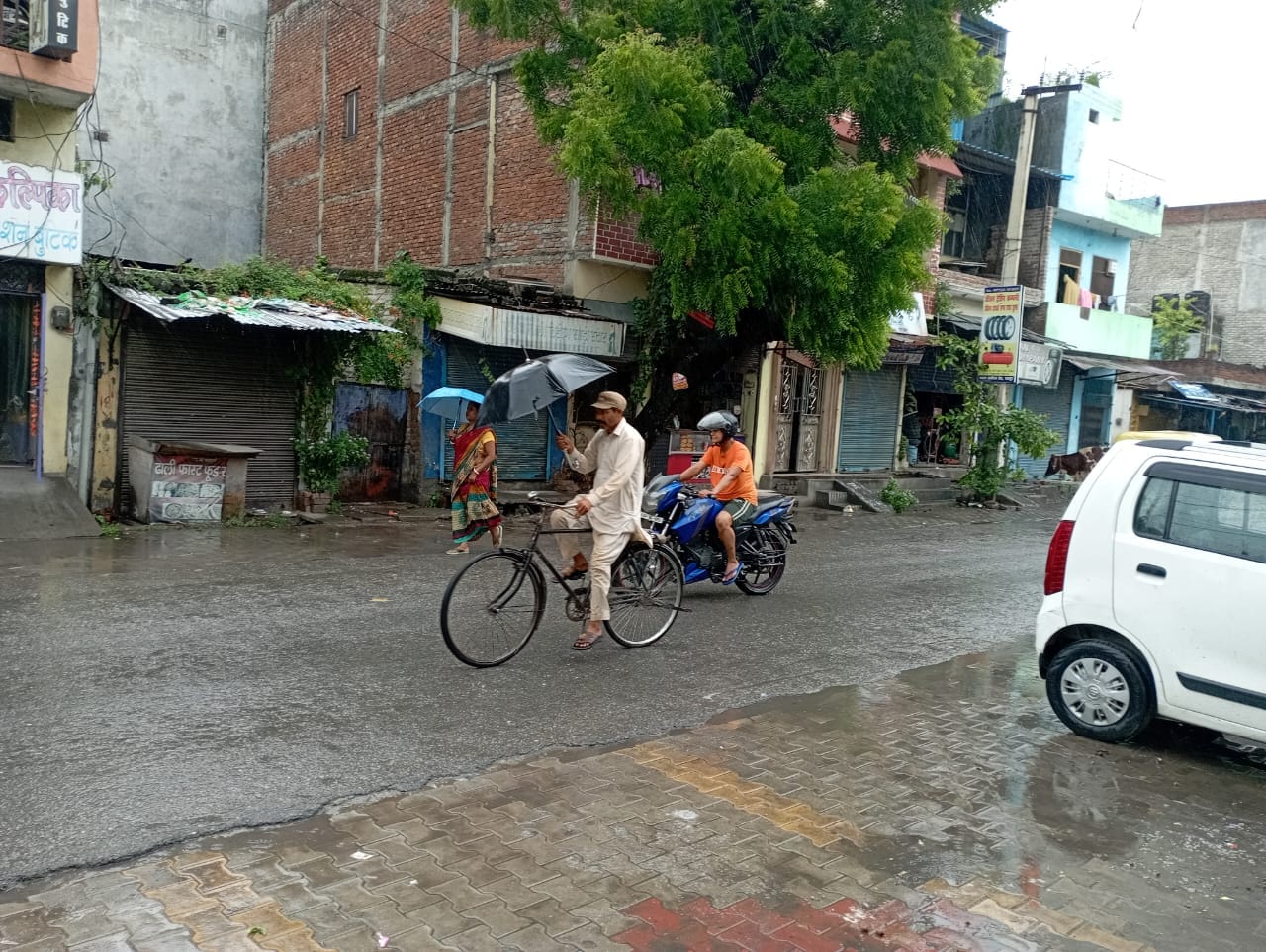Uttarakhand weather Bona river flow stopped and Become lake flood may come in Pithoragarh