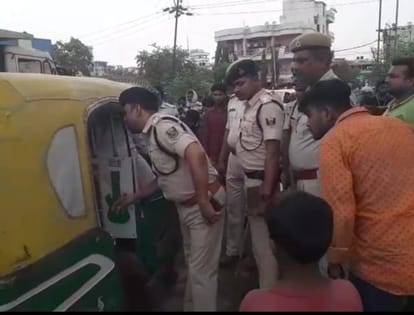 Women crushed by Patna metro works crane machine, crying son dead  after seeing mother died in bihar news