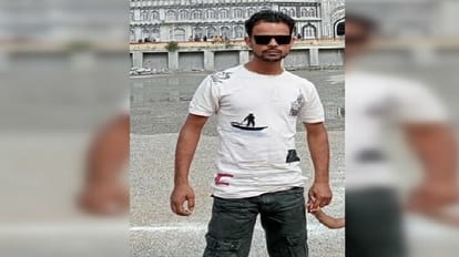 A young man died of a heart attack while running during a bat in Rampur s Swar