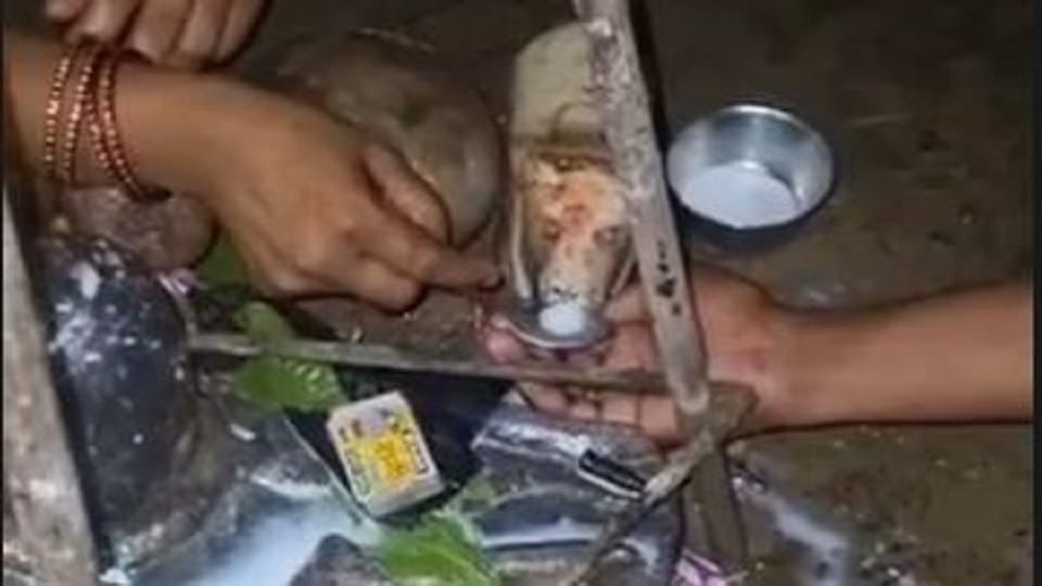 Lord Shiva Vahan Nandi Drinking Milk In Bah pinahat agra