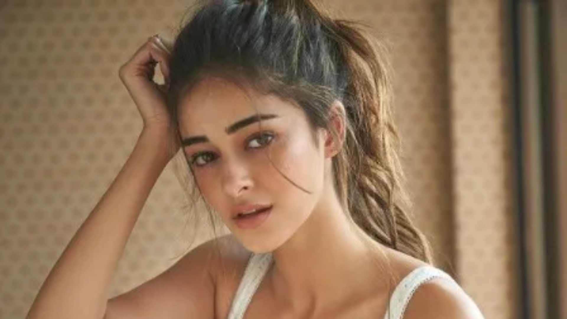 These Stars Were Accused of Overreacting From Ananya Panday to Varun Dhawan