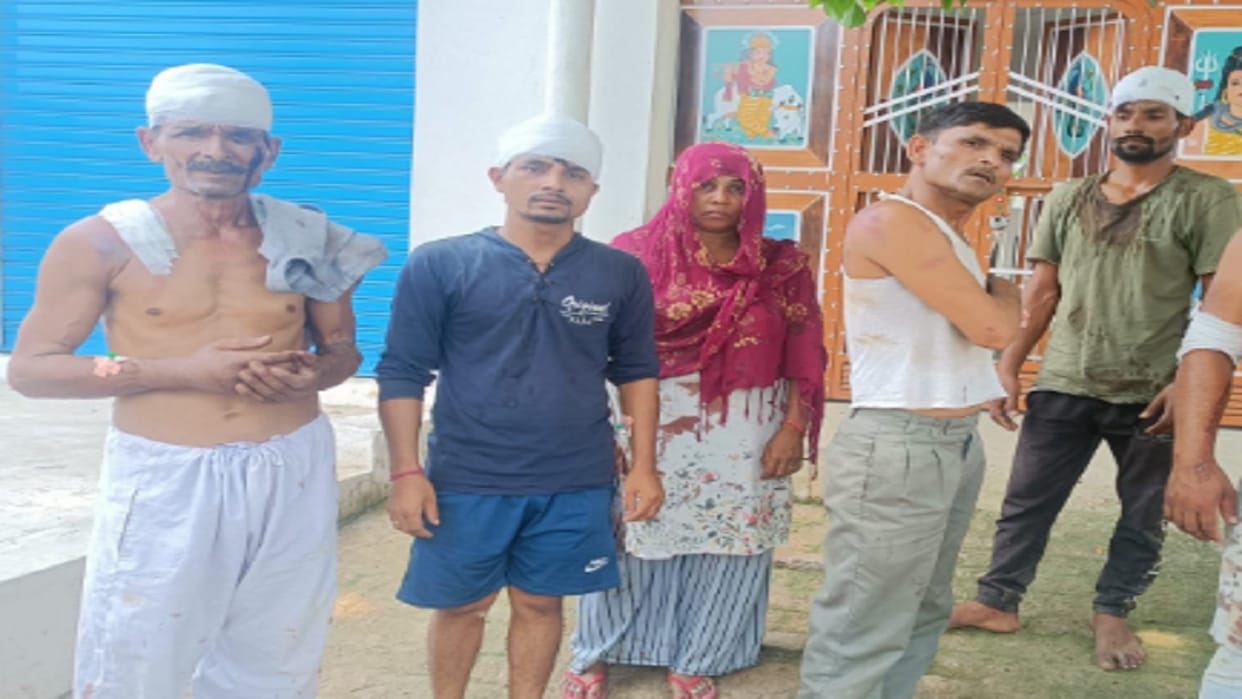 Baghpat: Clash between two sides over old enmity and nine people injured