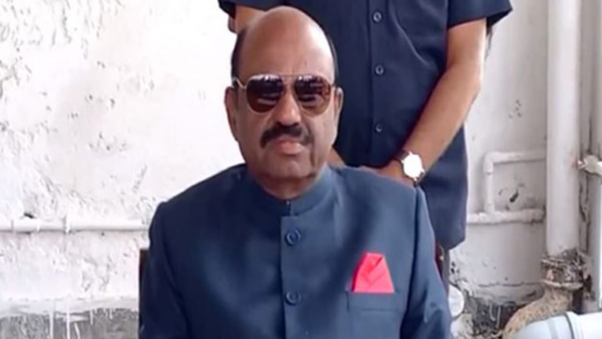 Bengal: Instead of returning to Kolkata the Governor reached Basanti to meet deceased family