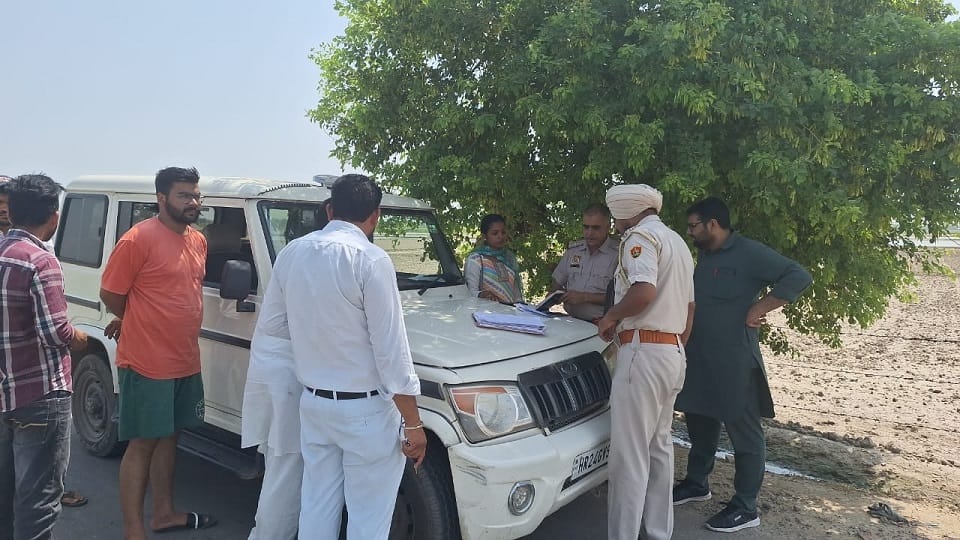 School teacher robbed in Sirsa, masked miscreants carried out incident, married woman was going to give duty