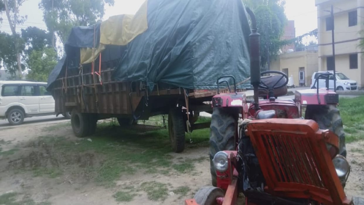 Truck hit tractor trolley on Delhi-Dehradun highway in Muzaffarnagar