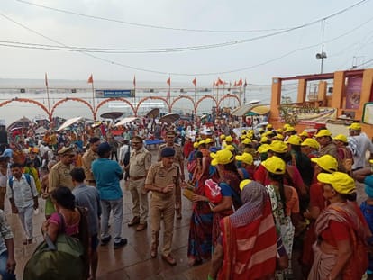 Guru Purnima 2023 there is influx of disciples to worship Guru In city of knowledge varanasi